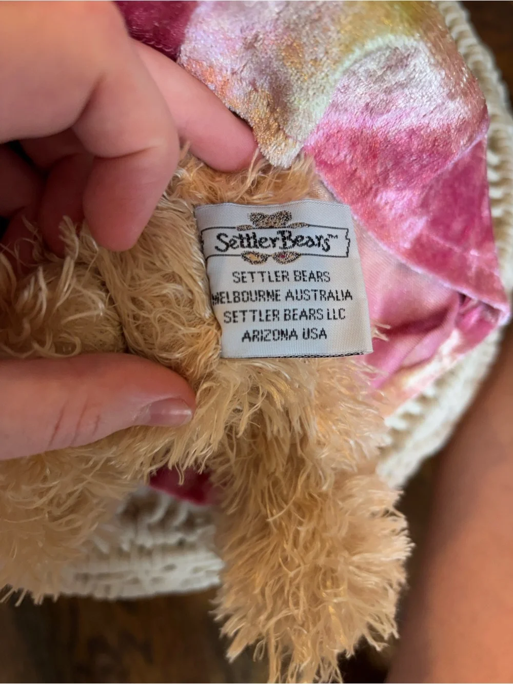 Settler Bear Mia and Daisy with tags